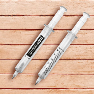 Pecafext. Textiles - Confecciones - Ecuador Empresa Ecuatoriana del Sector Textil y Confección Bolígrafo Inyección con tinta azul $0.00 Pluma tipo jeringa con tinta azul. <span style="color: #333399;">Medida:</span> 13.5 x 1.1 cm.   <span style="color: #333399;"><strong>Incluye Impresión Full Color</strong></span> El Cliente debe enviar el logo en Formato Adobe Ilustrator   <span style="color: #ff0000;"><strong>Desde $0.72 a $1.64</strong></span> <img class="alignleft size-full wp-image-20356" src="https://pecafex.com/wp-content/uploads/2023/03/WhatsApp-Image-2023-03-07-at-18.54.07.jpeg" alt="" width="265" height="162" />